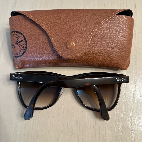 Rayban Sunglasses 4184 - Picture 2 of 11